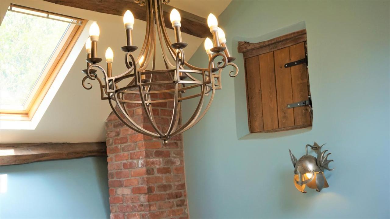 Sheep Dip Cottage - 5* Cyfie Farm, With Log Burner And Private Hot Tub Llanfyllin Экстерьер фото